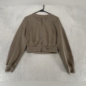 EUC Lululemon Ribbed Softstreme Jacket Womens 8 Brown Crop Full Zip Bomber Yoga